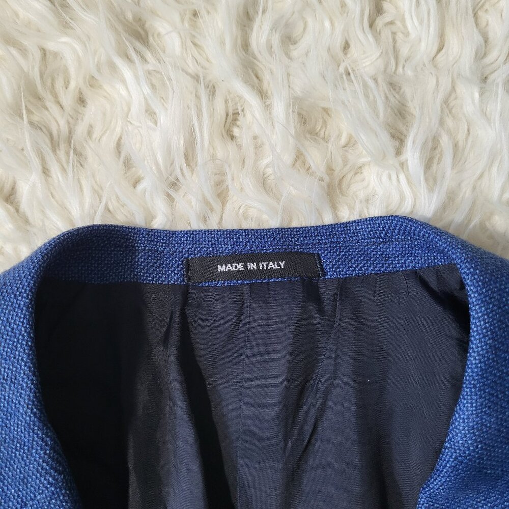 Giorgio Armani Men's Navy Vergin Wool Blazer – Made in Italy – Size 56 (EU) - Picture 5 of 14